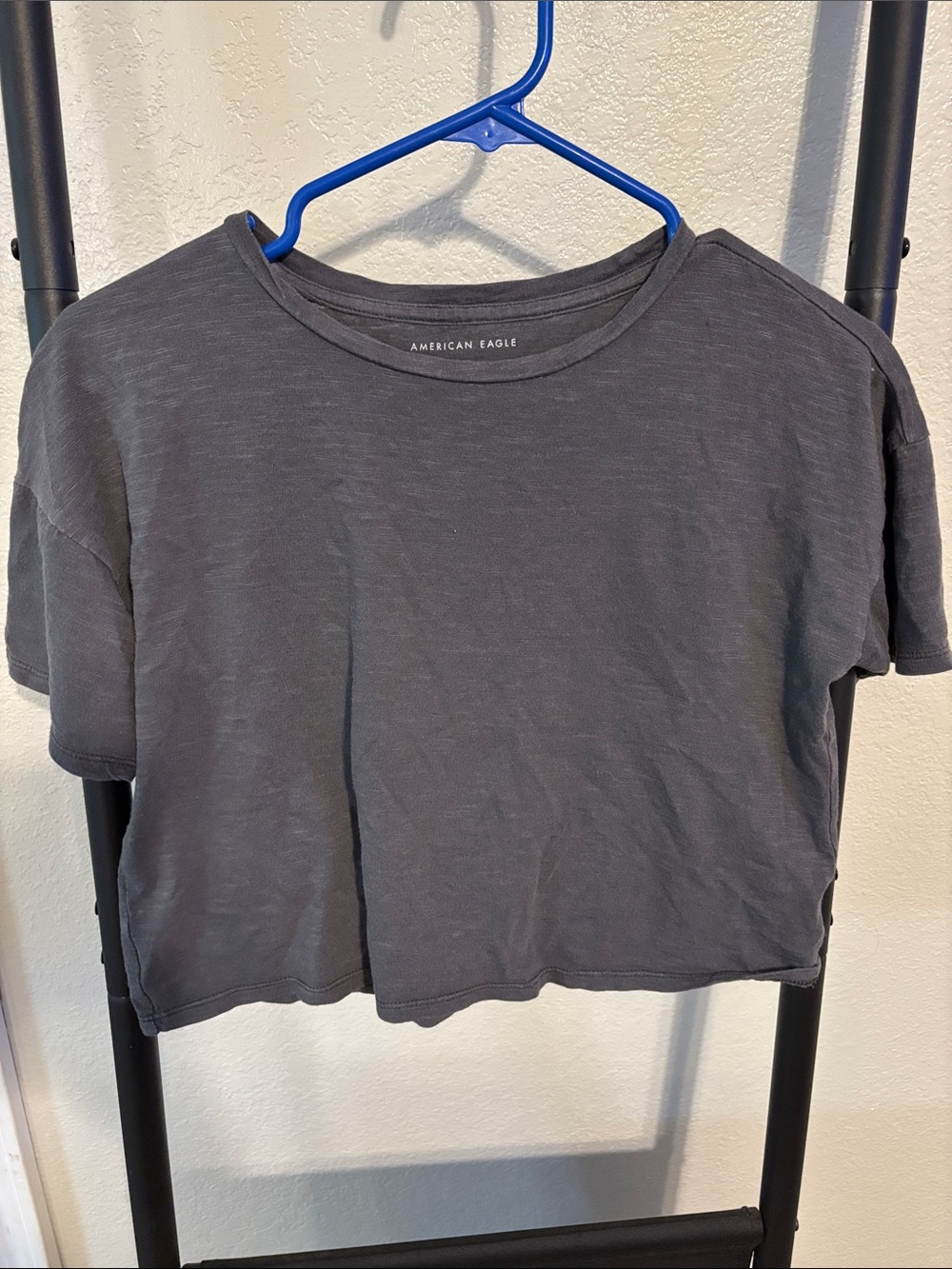 American Eagle Outfitters Women's Charcoal Cropped Tee